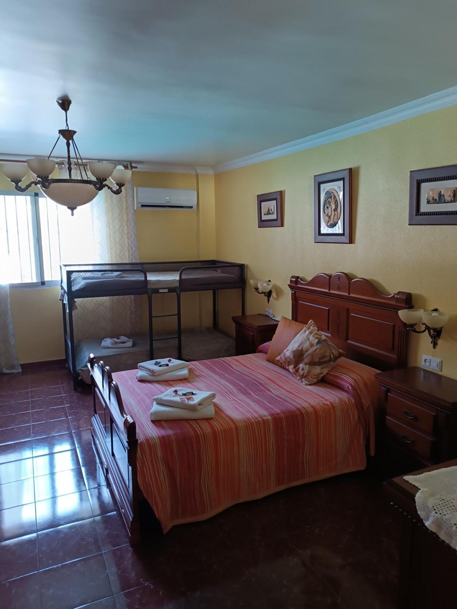 Venta Del Aire Cortijo Terron Holiday home *